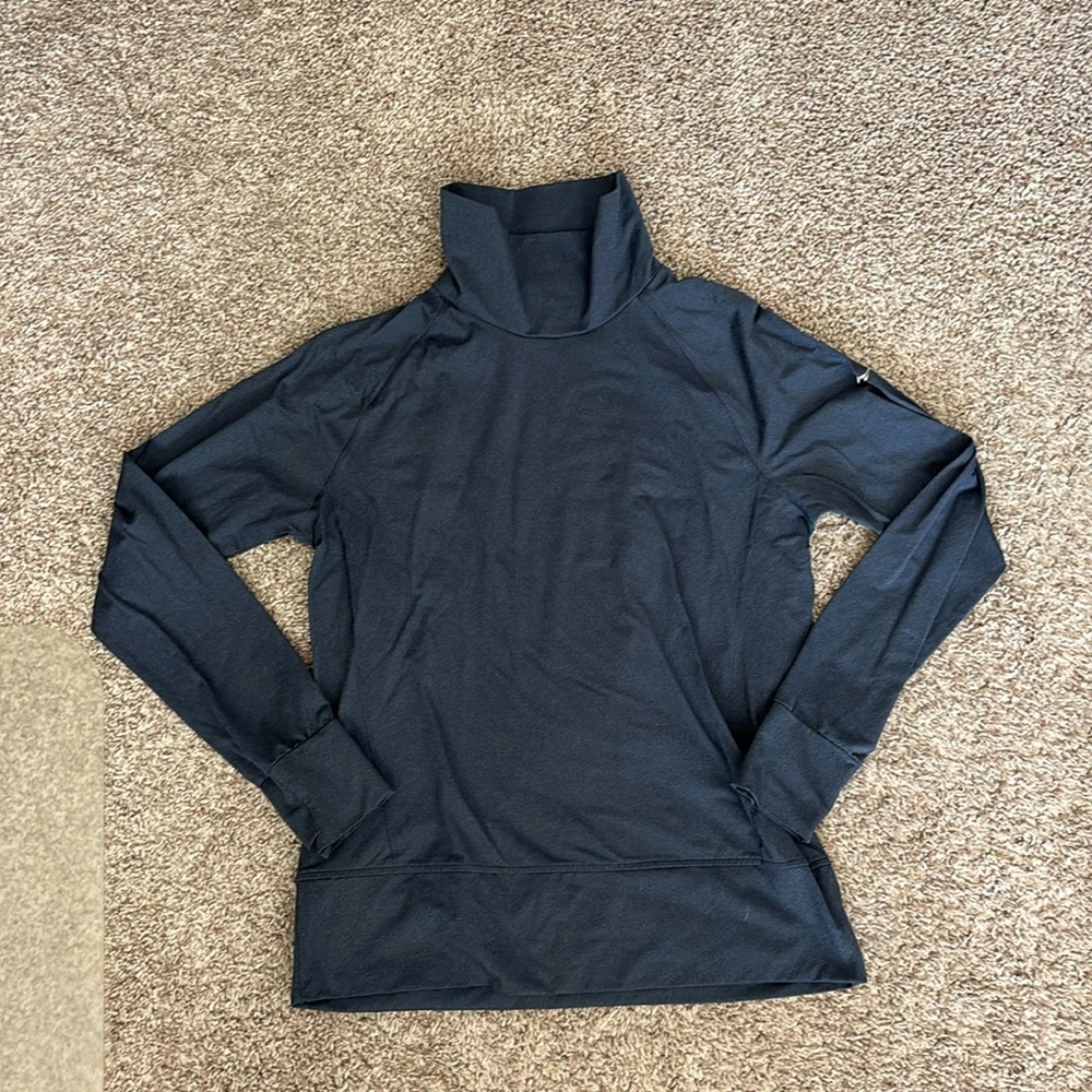 Saucony long sleeve base layer
